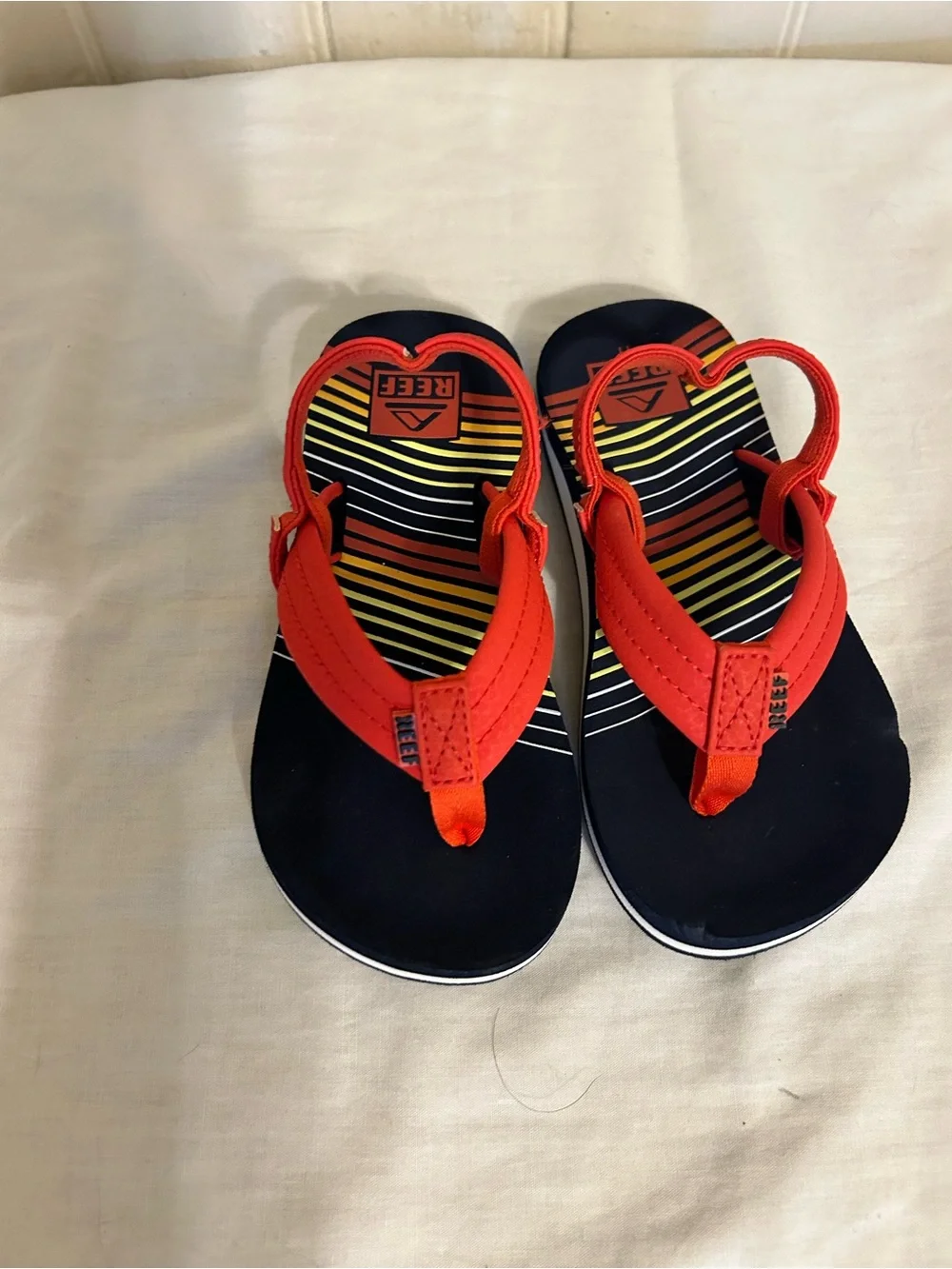New Reef Little Ahi Flip Flops/Toddler Size 11/Sunset 45